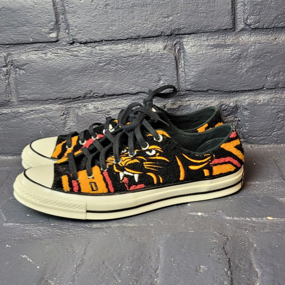 Undefeated x Converse Chuck Taylor 70S Ox 'Varsity Jacket' Collab 162981…